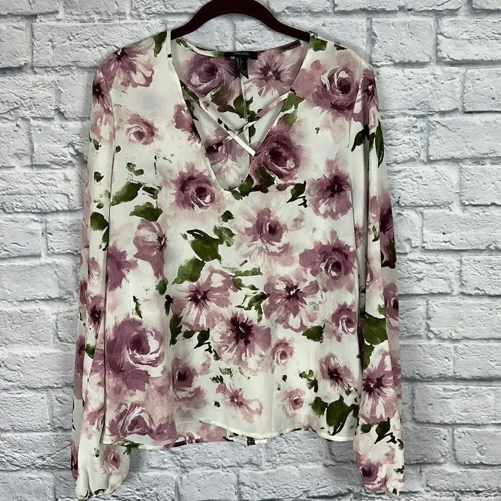 Forever 21 Size Large Ivory & Pink Rose Floral Long Sleeve Blouse